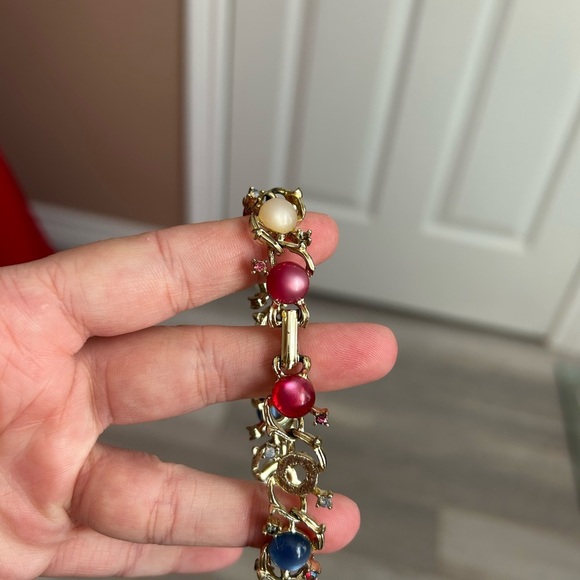 4/$100 Elegant Gold Bracelet with Red, Blue, and White Accents 🎁 - Picture 6 of 7